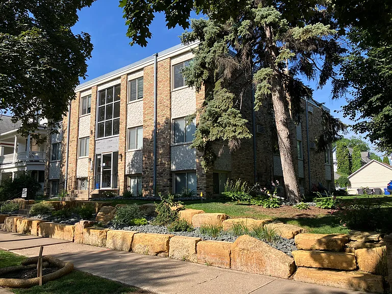 2736 Colfax Ave S #203 — Photo 3
