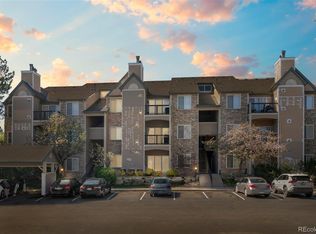 7445 S Alkire St APT 302, Littleton, CO 80127