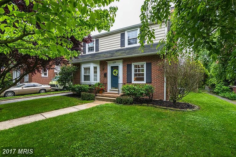 2nd image of 629 Overbrook Rd