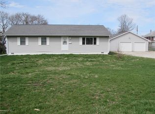 1 W Cemetery Rd, Ridge Farm, IL 61870