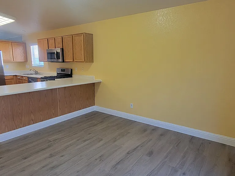 5797 Apricot Ct — Photo 4