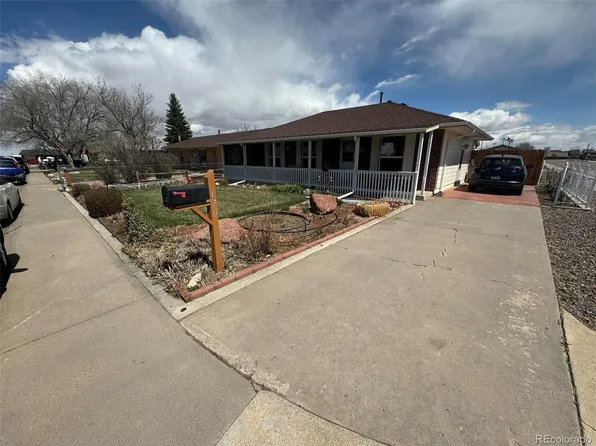 170 Cleveland Court, Bennett, CO 80102