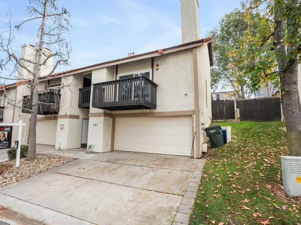 321 Windy Ln #B, Vista, CA 92083