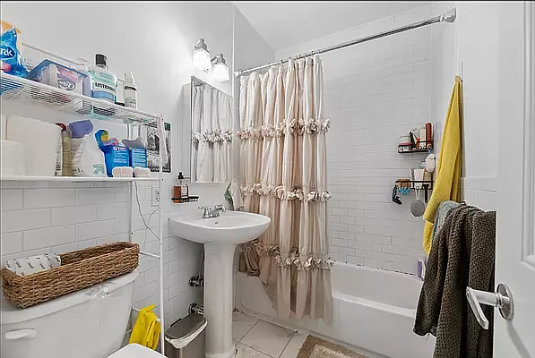 Rented by Living New York | media 17