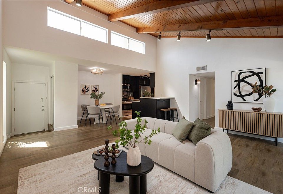 1st image of 20134 Leadwell St Unit 307