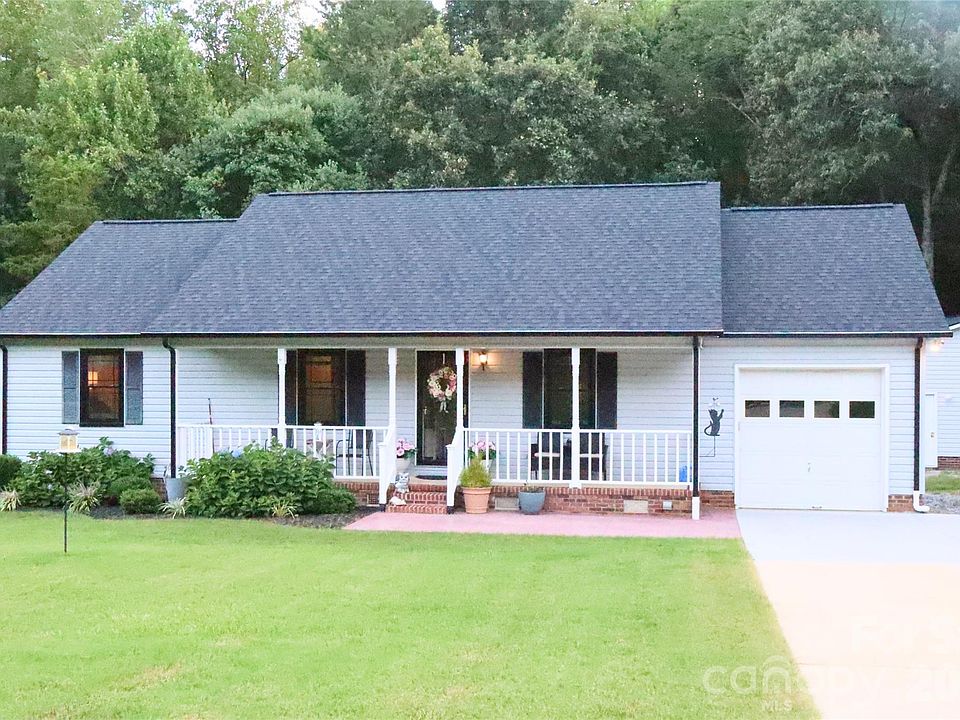 1st image of 231 Proctor Dr