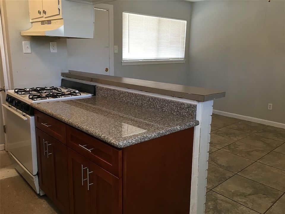 1st image of 1849 Richmond Ave APT 47