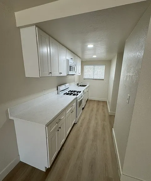 21063 Santa Barbara Dr #C — Photo 5