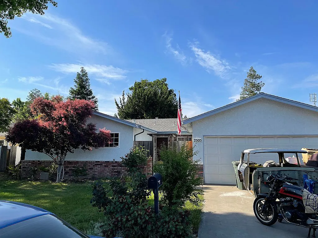 2505 Tallent Dr photo 1