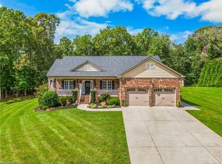 8484 Austin Hill Ln, Tobaccoville, NC 27050