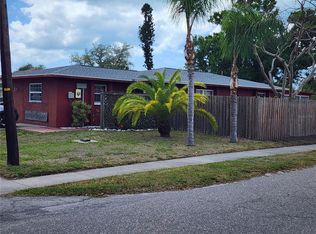 3050 8th St, Sarasota, FL 34237