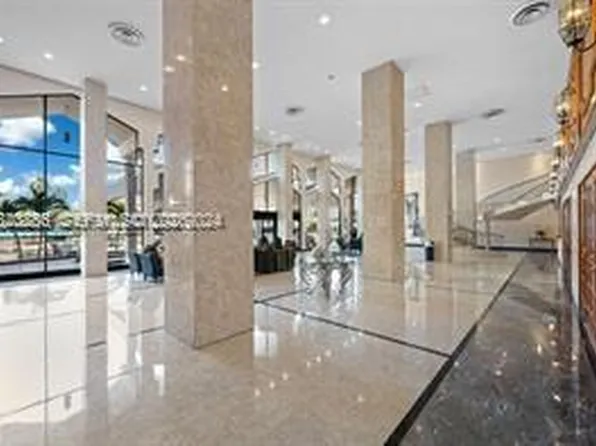 5601 Collins Ave APT 1718, Miami Beach, FL 33140