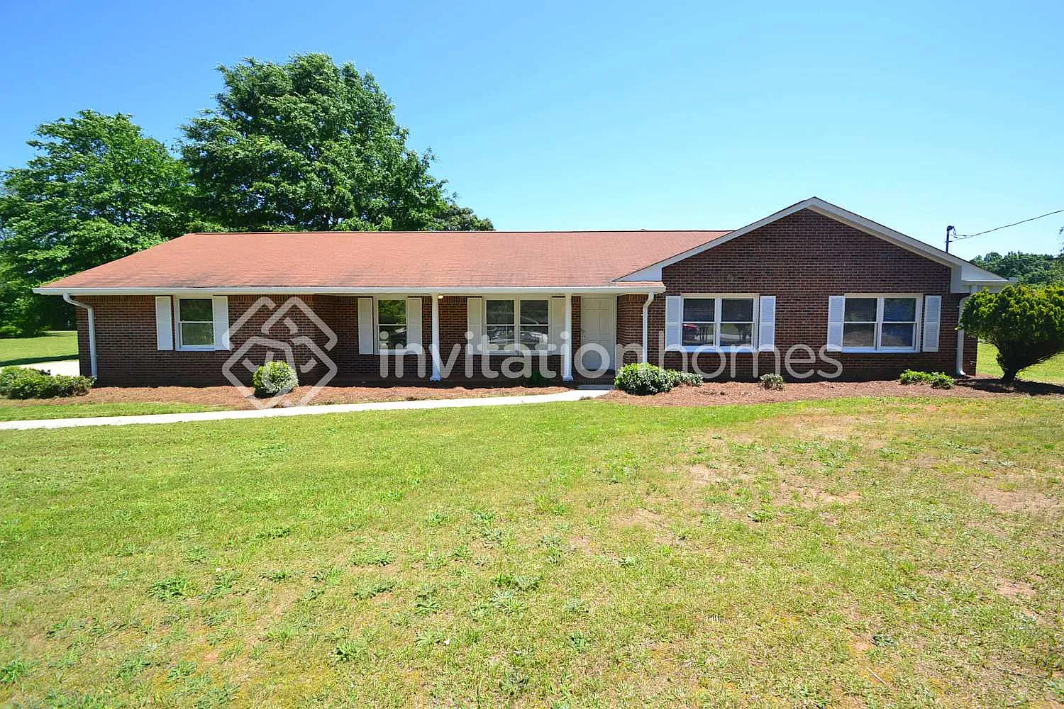 343 Willowwind Dr Loganville, GA 30052 — Photo 1