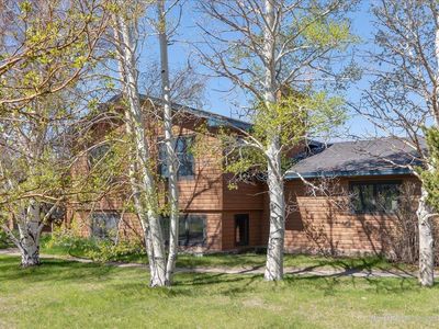 2406 Sky View Ln, Laramie, WY, 82070