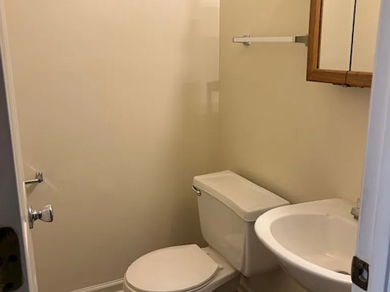 1050 Jessamine Trl — Photo 13