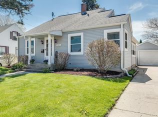 2003 30th St, Kenosha, WI 53140