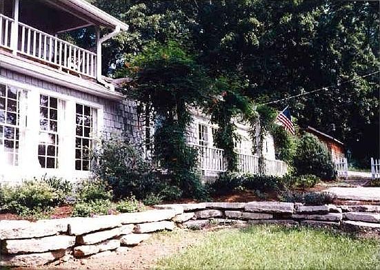 1st image of 1708 Carvell Dr