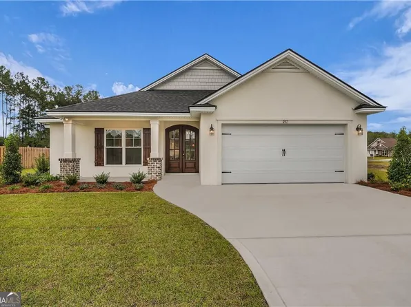 217 Sweetwater Blvd, Brunswick, GA 31525