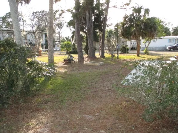 243 SE 241st St, Old Town, FL 32680