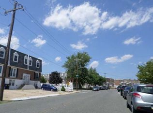 10110 Calera Rd, Philadelphia, PA 19114