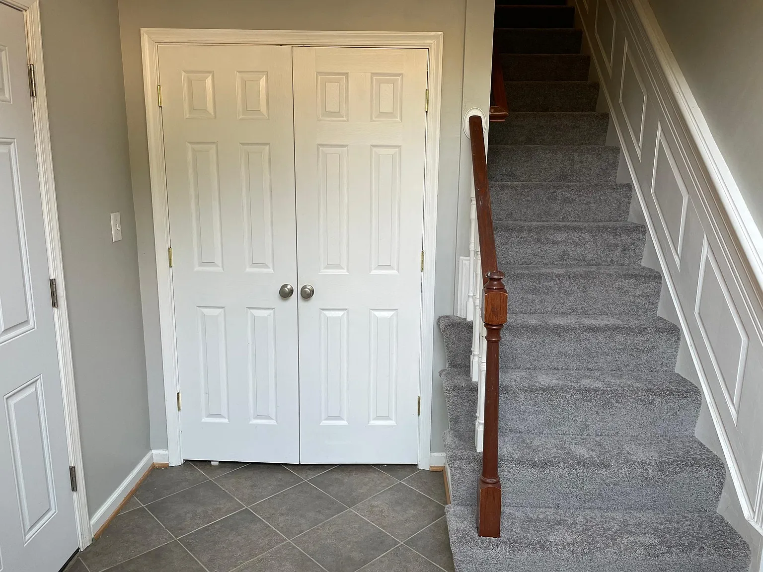 1501 S Stafford St — Photo 3