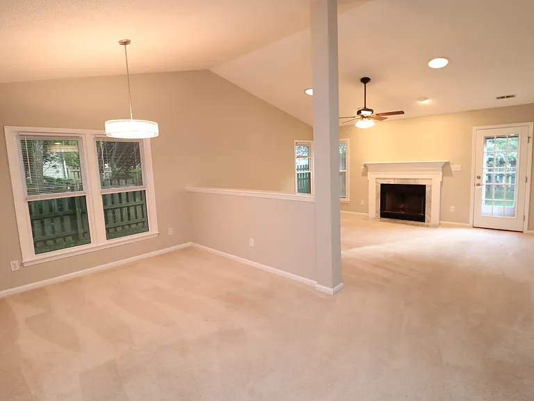 12305 Harcourt Dr — Photo 11
