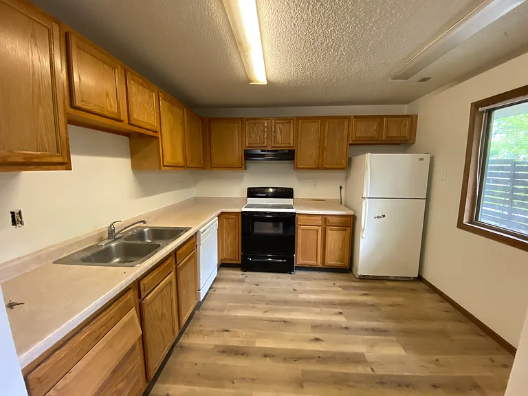 2620 K St #3 — Photo 2