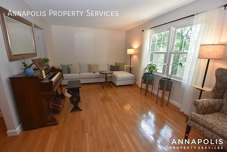 518 Bay Dale Ct — Photo 6
