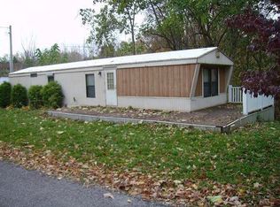 972 Ford Rd, Baxter, TN 38544