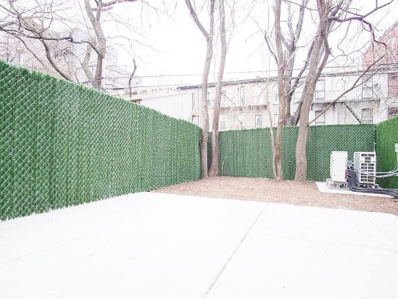 2nd image of 877 Park Ave #One1b
