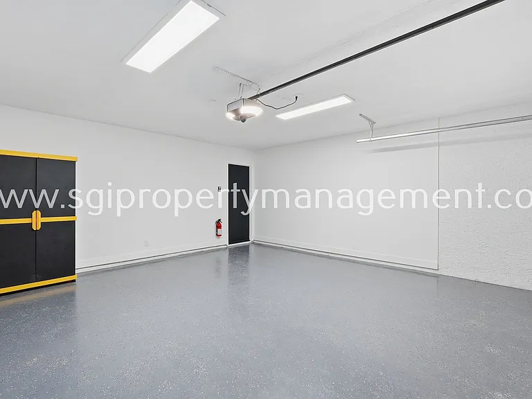 5040 E Columbine Dr — Photo 36