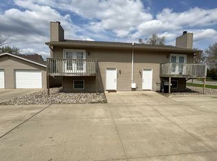 1009 North Dakota Ave, Ames, IA 50014