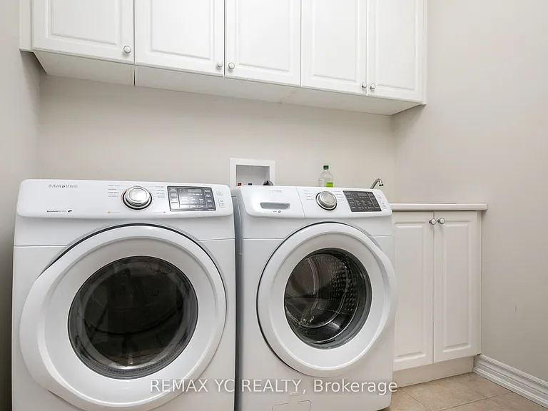 56 Walker Blvd — Photo 18