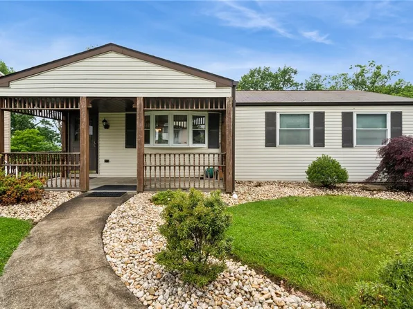 2154 Lancelot Dr, North Huntingdon, PA 15642