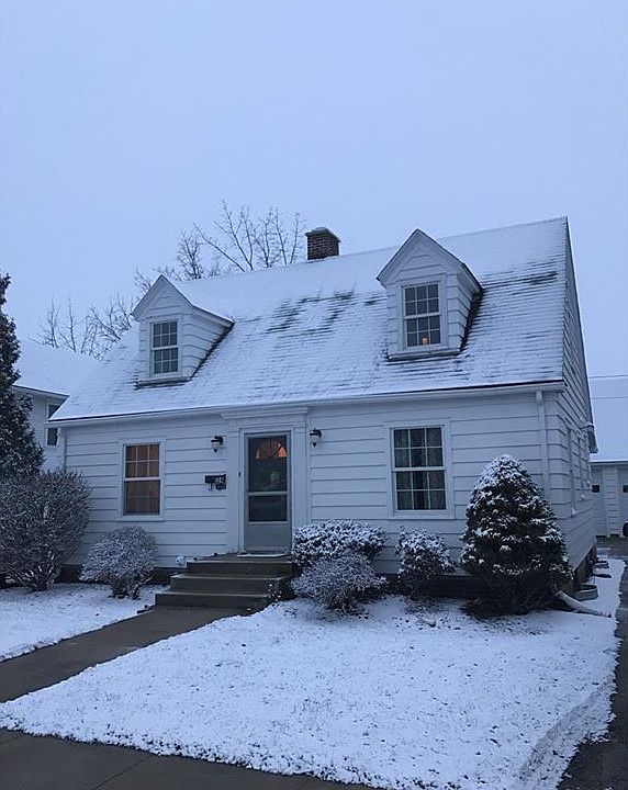 1st image of 124 Blakeslee Ave