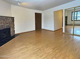 231 McCarrey St #8B, Anchorage, AK 99508