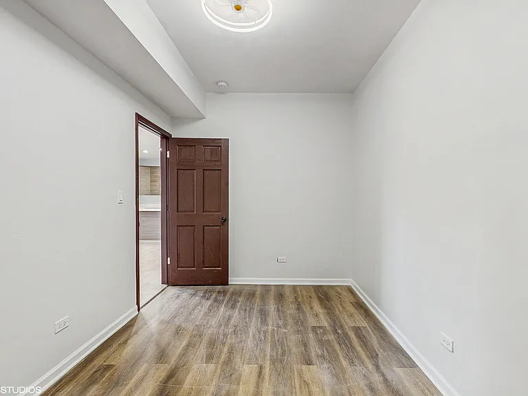 6808 N Clark St #2E — Photo 24