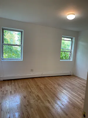 Rented by Moving Forward Real Estate NYC | media 31