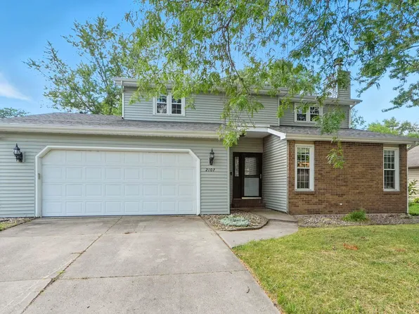 2107 Foxboro Dr, Fort Wayne, IN 46818