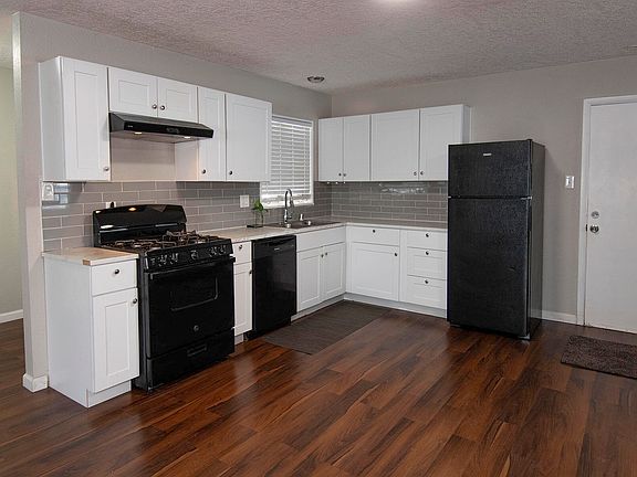 5th image of 4217 Hendrix Rd NE