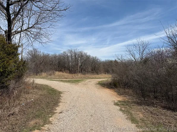 16558 Midway Rd, Springer, OK 73458