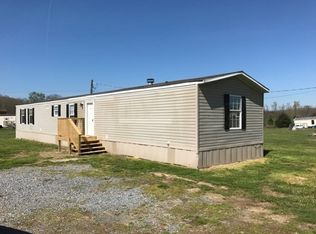 30 Carpenters Chapel Rd, Mosheim, TN 37818