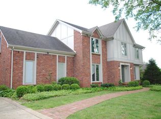 11122 Brookstone Ct, Louisville, KY 40223