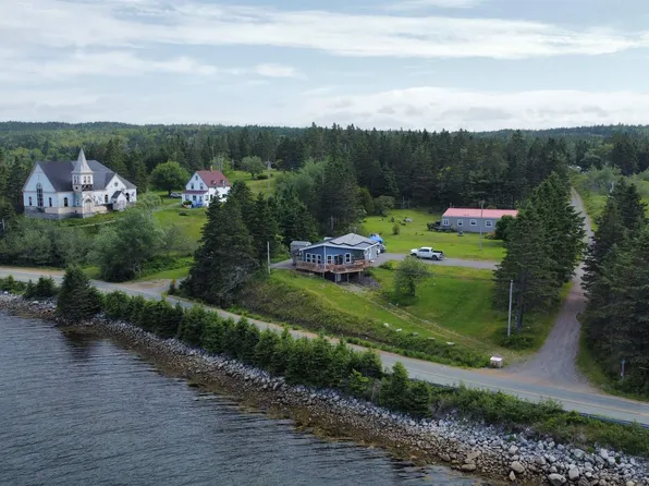 1 Dick Giffins Hl, Goldboro, NS B0H 1L0