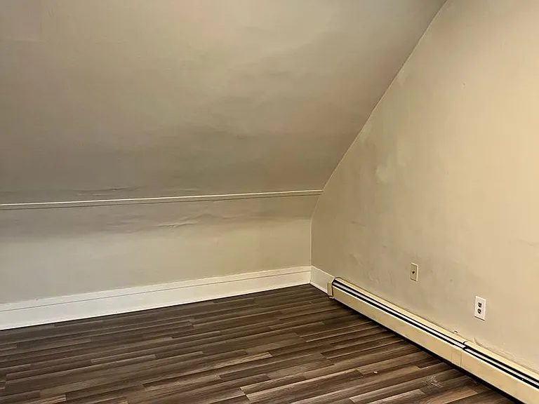 23-25 Brown St — Photo 3