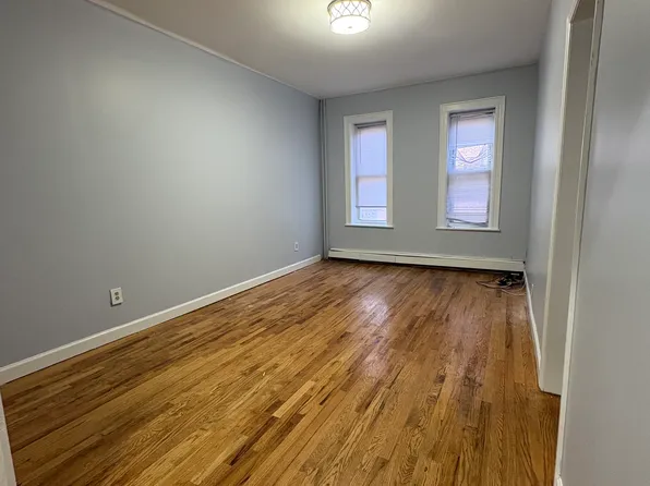 237 Lexington Avenue image 5 of 6