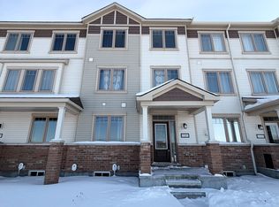 1686 Maple Grove Rd, Ottawa, ON K2S2R3