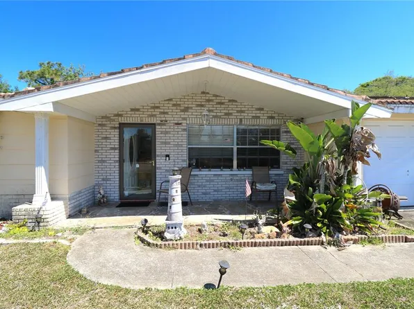 5029 Forest Hills Dr, Holiday, FL 34690