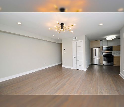 5th image of 5710 N Hermitage Ave #204