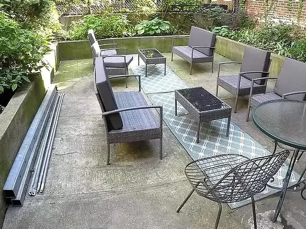 240 East 24th Street 2H image 6 of 7